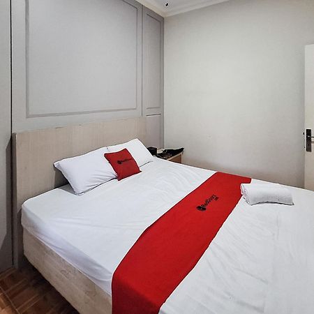 Reddoorz Resort At Tridaya Cisarua Puncak Екстериор снимка